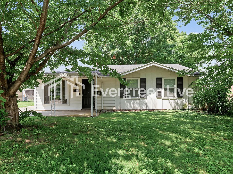 1st image of 205 Tulip Dr