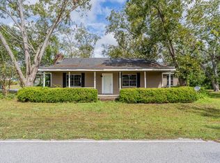 504 Miller Ave, Broxton, GA 31519