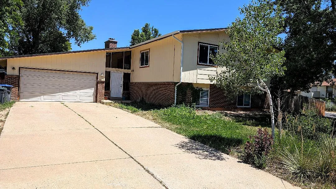 5 bed, 2480 sqft, $3,650 — Photo 2