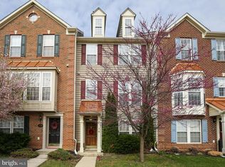 14 Davis St, Charles Town, WV 25414