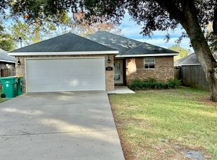 821 Fairview Dr, Fort Walton Beach, FL 32547