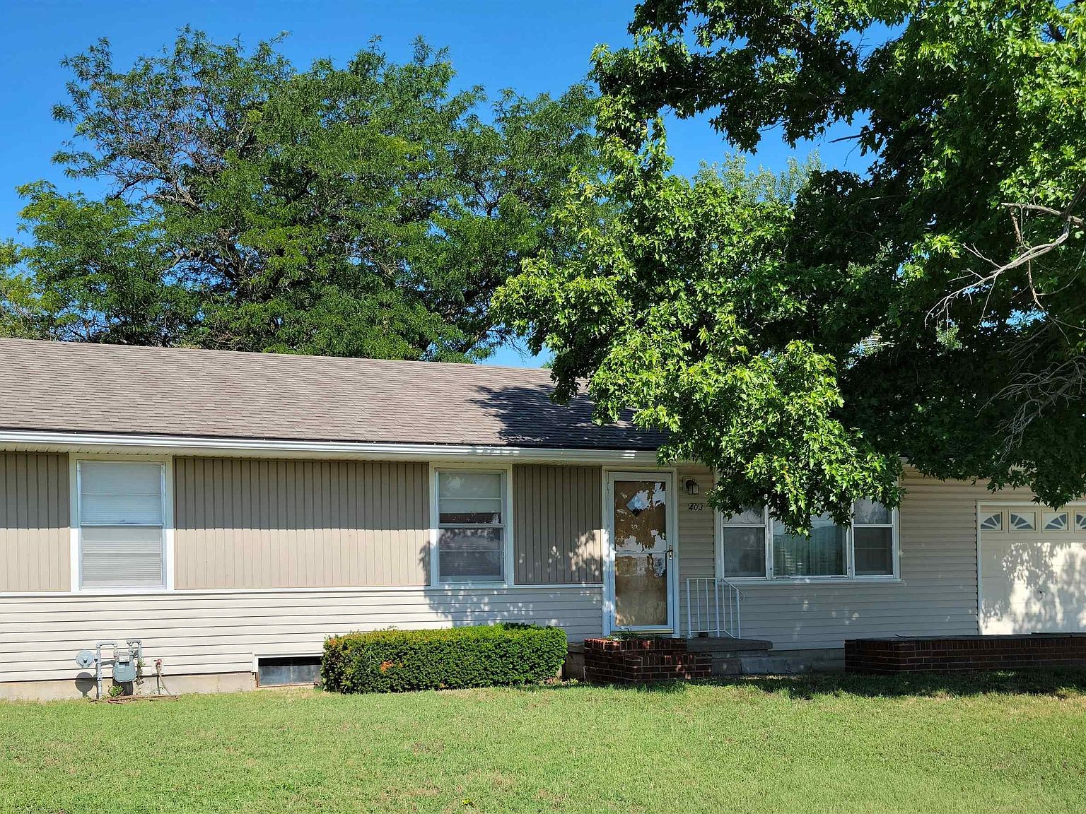 403 S William St, Hutchinson, KS 67501 MLS 48684 Zillow