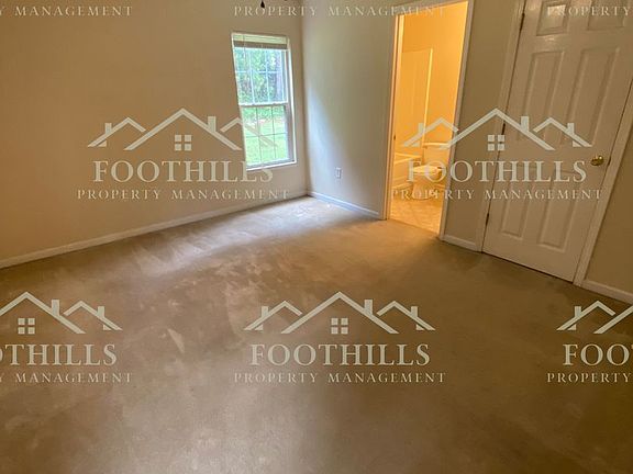 5th image of 1419 Oak Hill Dr #A