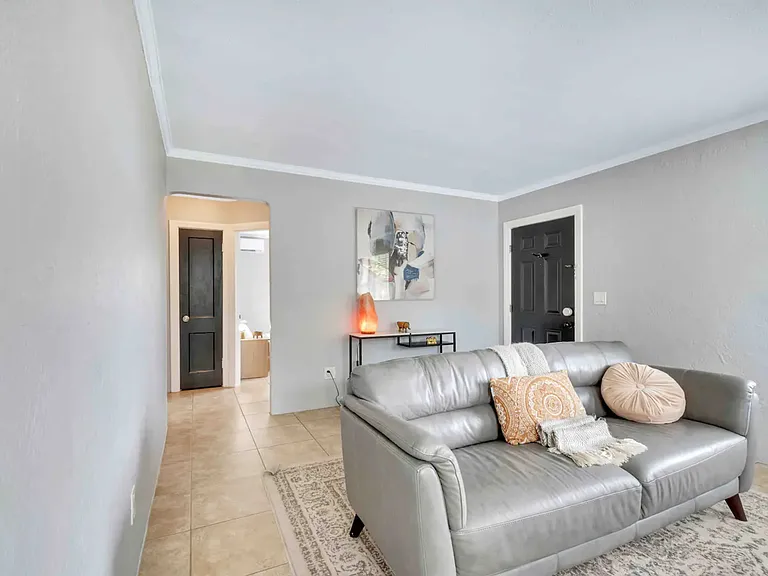 415 S Hyer Ave #A — Photo 13