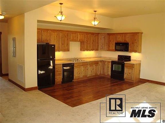 4th image of 35 5th St Unit 310