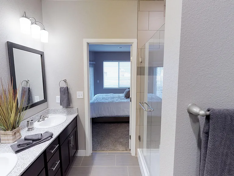 Shadow Crest Townhomes — Photo 24