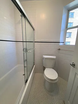 Rented by Compass | media 17