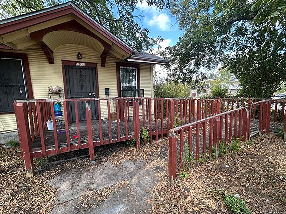 5th image of 1304 SAN BERNARD ST