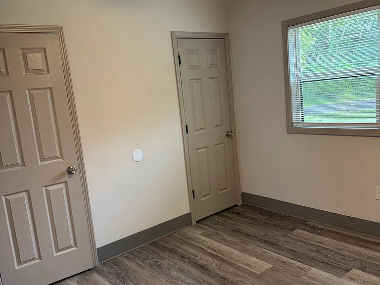 320 Magnolia St #22C — Photo 9
