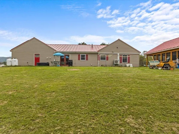 67 Dustin Drive, Braintree, VT 05060