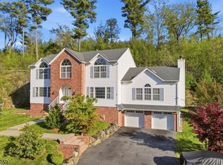 107 Continental Rd, West Milford Twp., NJ 07480