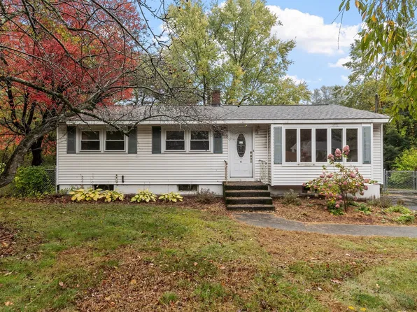 1106 Wachusett St, Jefferson, MA 01522