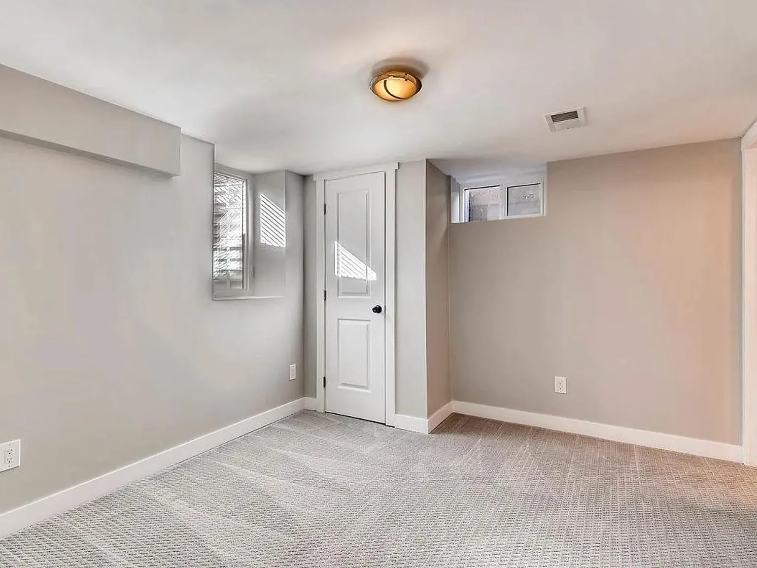3 bed, 1572 sqft, $3,300 — Photo 4