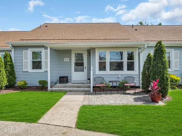 83 Parkway Drive #E, Freehold, NJ 07728