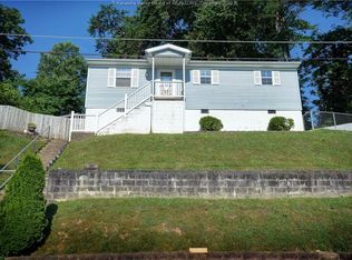 325 Redwood Dr, Charleston, WV 25302