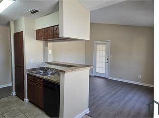 8625 Fancy Finch Dr Unit 201, Tampa, FL 33614