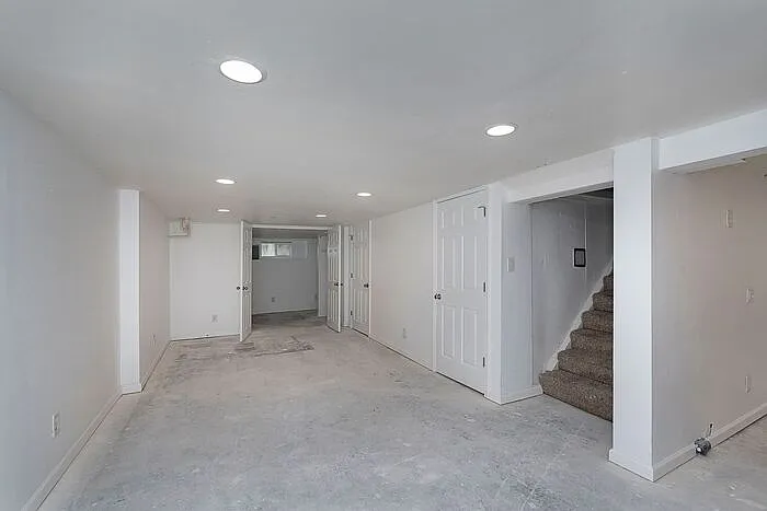 5875 N Keystone Ave — Photo 22