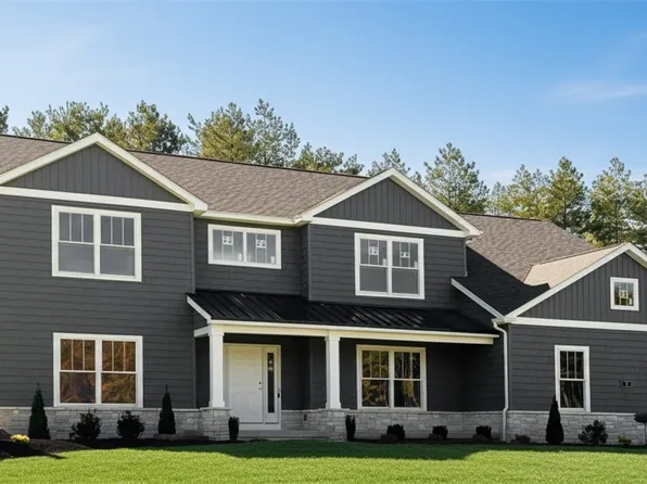 13 Kestrel Ct, Orchard Park, NY 14127