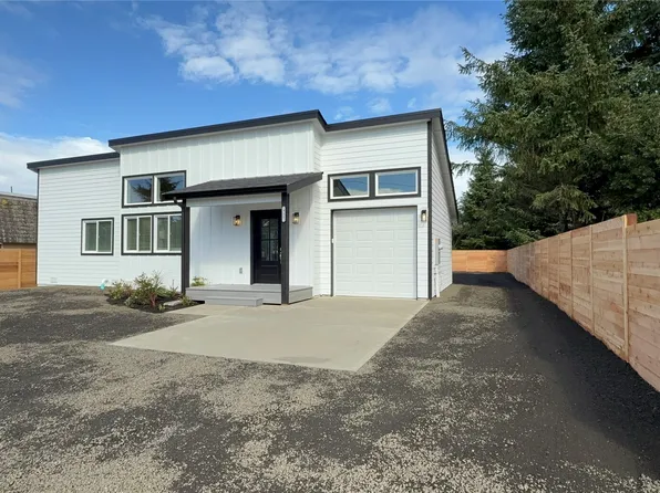 955 Tonquin Avenue SW, Ocean Shores, WA 98569