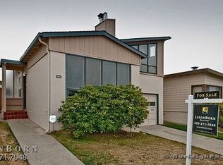 664 Skyline Dr, Daly City, CA 94015