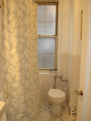 Rented by Metropolitan Equities | media 13