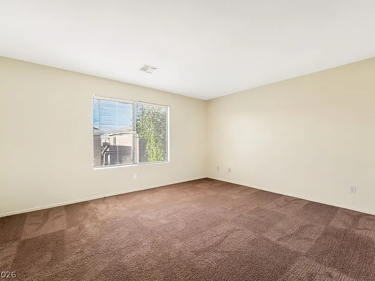 4849 Lone Grove Dr — Photo 15
