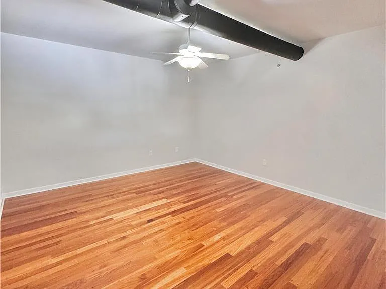 11 W 2nd St #101 — Photo 21
