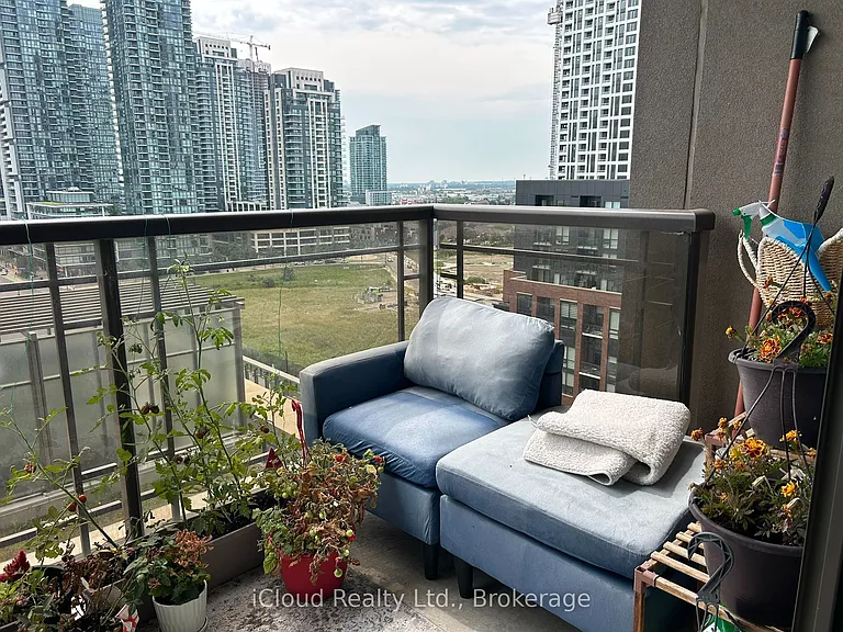 385 Prince Of Wales Dr #1107 — Photo 23