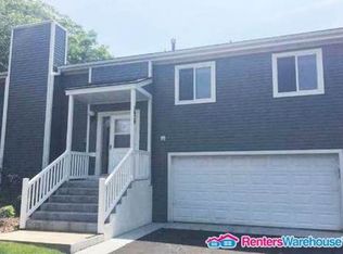 5629 Pompano Dr, Minnetonka, MN 55343