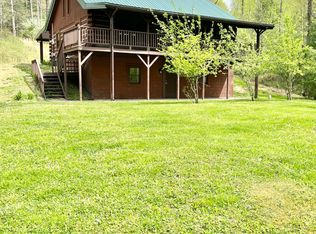 255 Page Hollow Rd, Campton, KY 41301