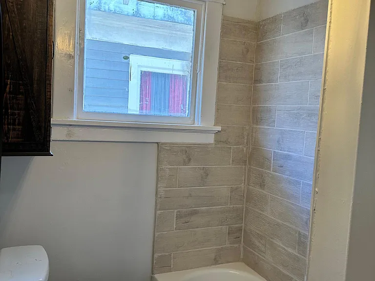 251 Broad St #251 — Photo 15
