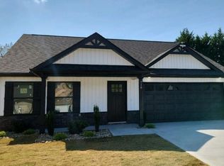 716 Barkwood Ct, Boiling Springs, SC 29316