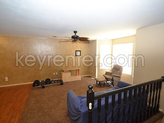 E - Main family room_08292014