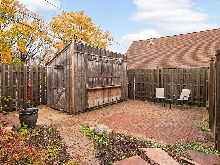 1477 Iglehart Ave — Photo 4