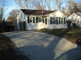 2312 SW 26th Dr, Topeka, KS 66611