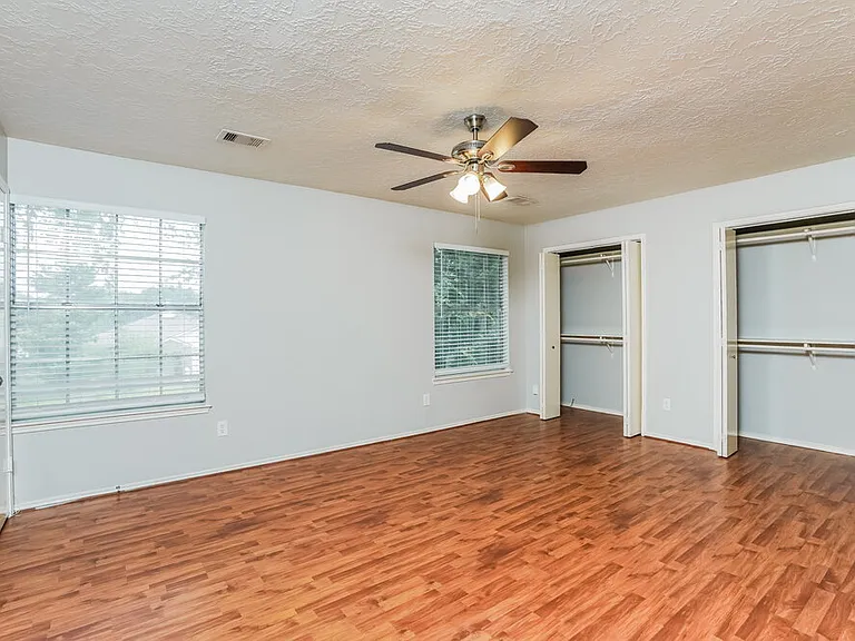 8310 Woodland Willows Dr — Photo 13