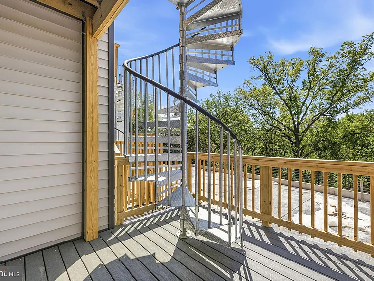 2532 Elvans Rd SE — Photo 18