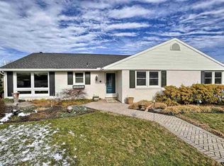 353 Randolph Dr, York, PA 17403