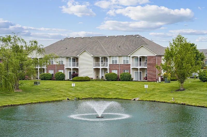 Summit Pointe — Photo 3