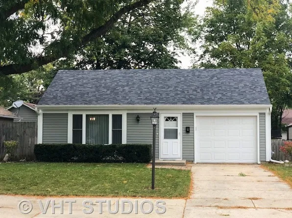 100 Longbeach Rd, Montgomery, IL 60538