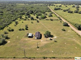 3001 Oil Field Rd, Goliad, TX 77963