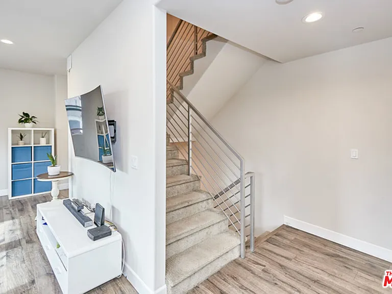 9831 Alburtis Ave #37 — Photo 30