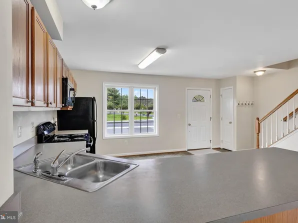 103 Kadies Ln, Edinburg, VA 22824