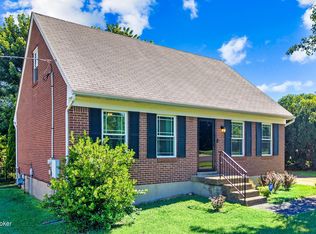 3821 Hillcross Dr, Louisville, KY 40229