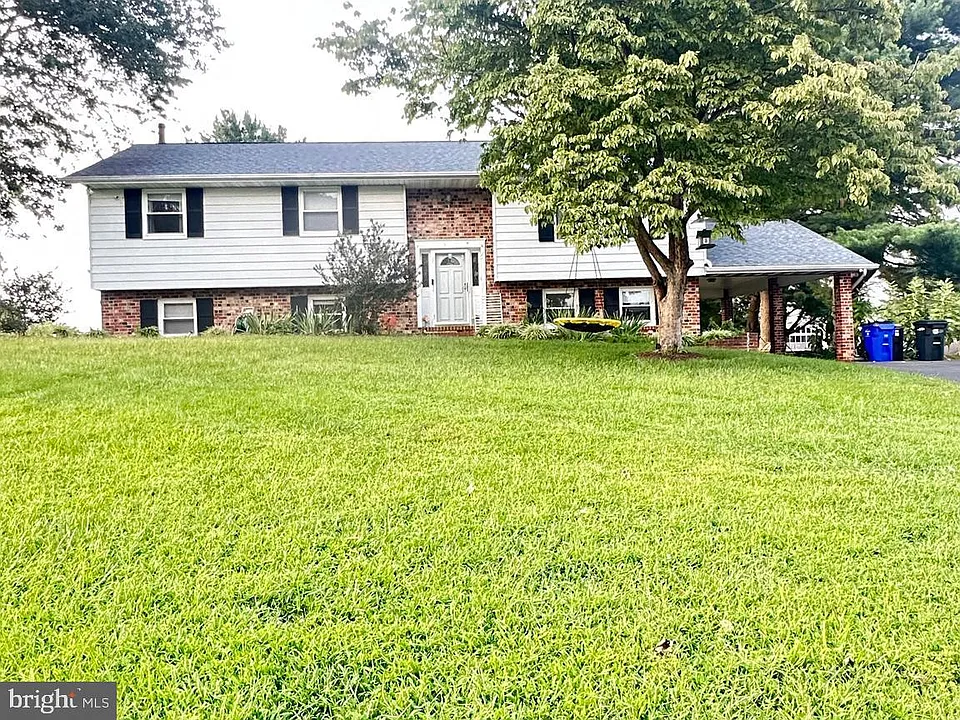 9400 Tiller Dr