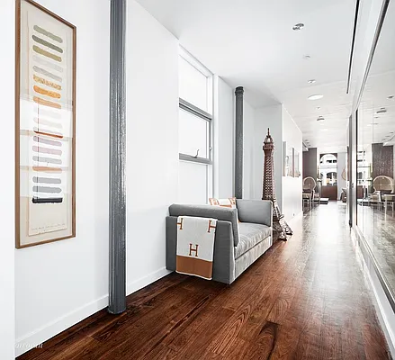 Sold by Corcoran | media 21