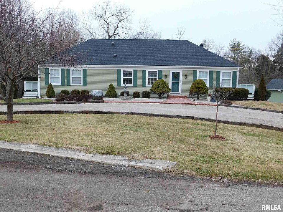 1st image of 15276 Willow Dr