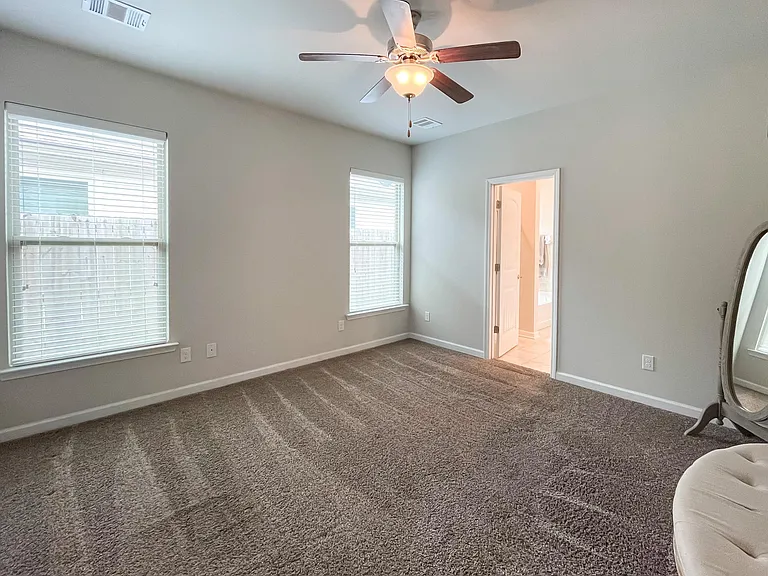 7646 Antebellum Ave — Photo 10