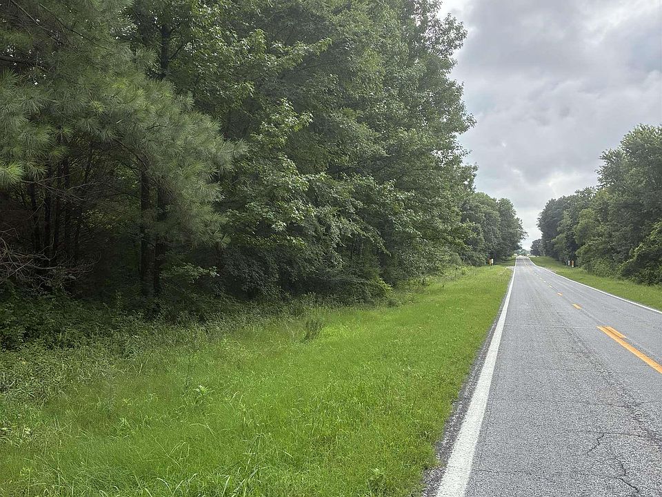 2nd image of 387 Highway 323 S