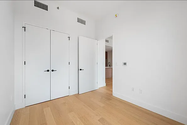 Rented by Living New York | media 13